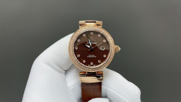 Premium Omega De Ville Ladymatic Ladies' 1:1 Super Clone Watch 1123207341 - front view