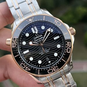 Luxury Omega Seamaster 300M Super Clone Watch with Cash on Delivery 1129850882 - side view | Omega