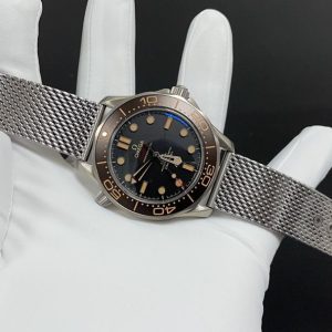 Omega Seamaster 007 Super Clone Watch | Premium Luxury Replica with COD 1048499021 - side view | Omega