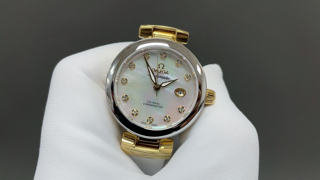 2-323.jpg Omega Ladymatic Super Clone Ladies Watch with Cash on Delivery 1123207336 - interior view