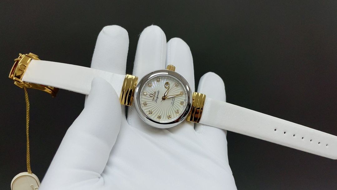 4-323.jpg Omega Ladymatic Super Clone Ladies Watch with Cash on Delivery 1123207336 - close-up